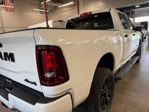 Used 2025 RAM 2500 Big Horn AWD/4WD image 25