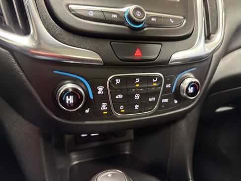 Used 2020 Chevrolet Equinox LT FWD image 42