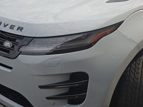 Certified 2025 Land Rover Range Rover Evoque Dynamic SE AWD/4WD image 33