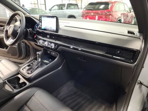 Used 2025 Honda CR-V Sport Touring image 34
