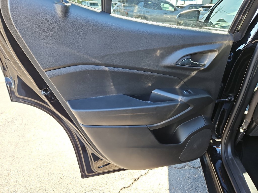 Used 2024 Chevrolet Trax LT FWD image 17