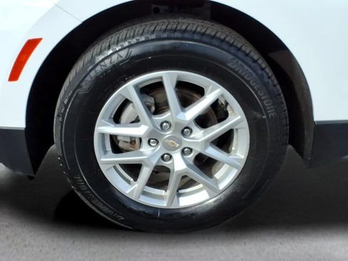 Used 2024 Chevrolet Equinox LT w/ LPO, Floor Liner Package AWD/4WD image 10
