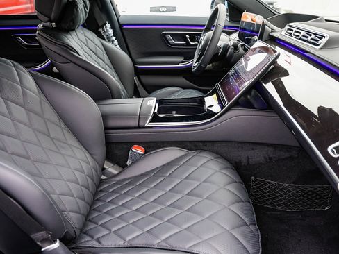 New 2026 Mercedes-Benz S 580 4MATIC Sedan image 17