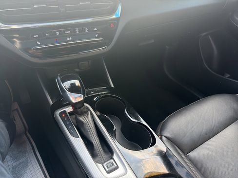 Used 2024 Buick Envista Avenir image 16