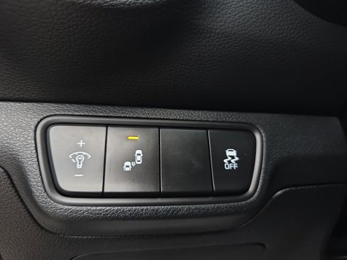 Certified 2023 Kia Forte GT w/ GT2 Package image 26