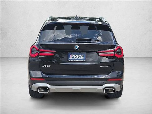 Used 2024 BMW X3 sDrive30i w/ Premium Package RWD image 7