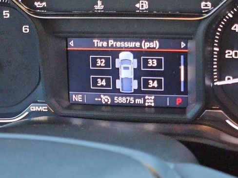 Used 2019 GMC Sierra 1500 AT4 w/ AT4 Premium Package image 20