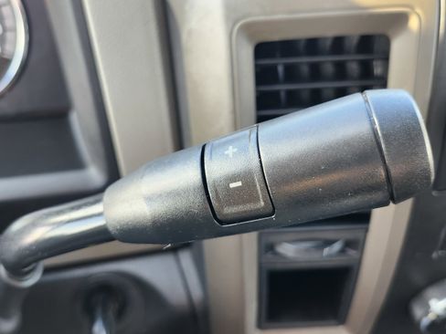 Used 2012 RAM 2500 ST w/ Popular Equipment Group image 4