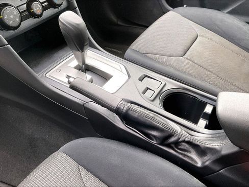 Used 2019 Subaru Crosstrek 2.0i image 14