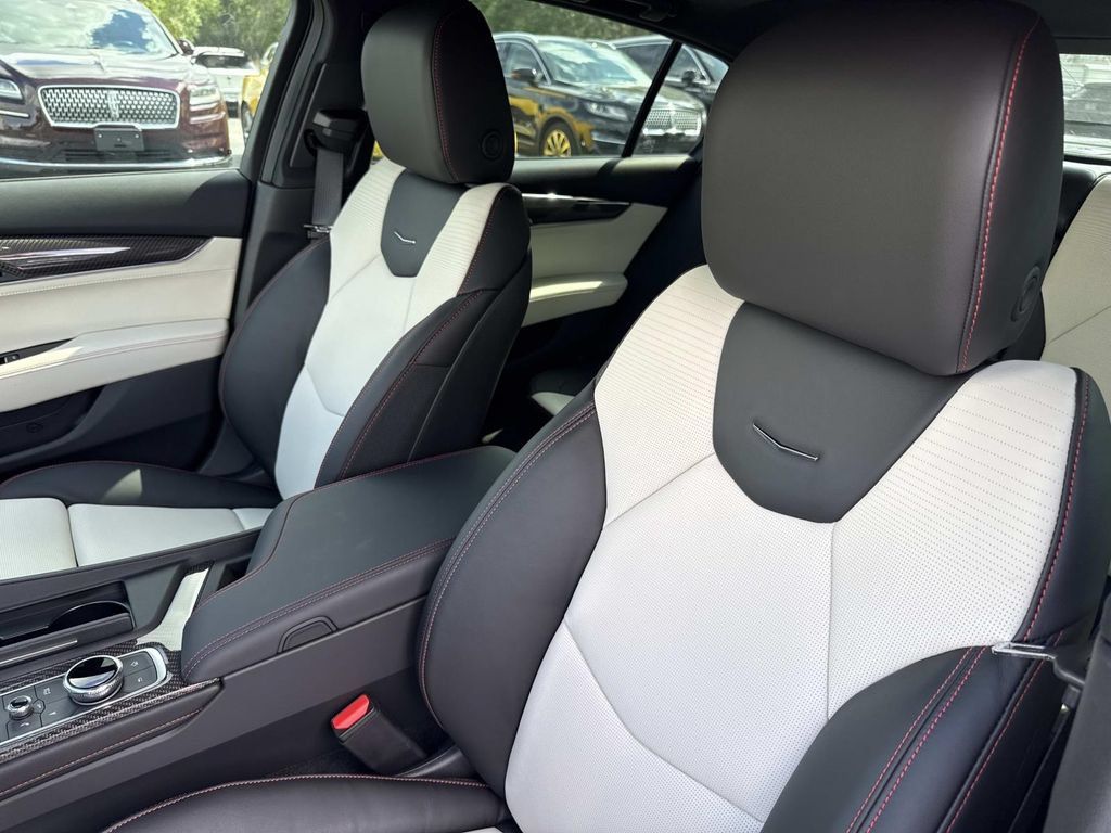 New 2026 Cadillac CT5 Sport w/ Technology Package RWD image 21