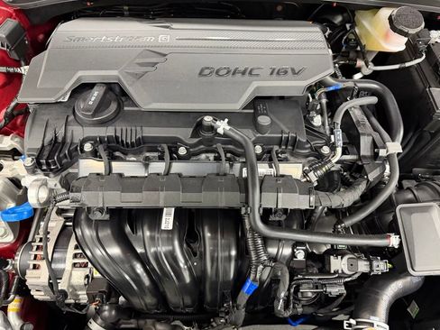 Certified 2026 Hyundai Elantra Sport image 11