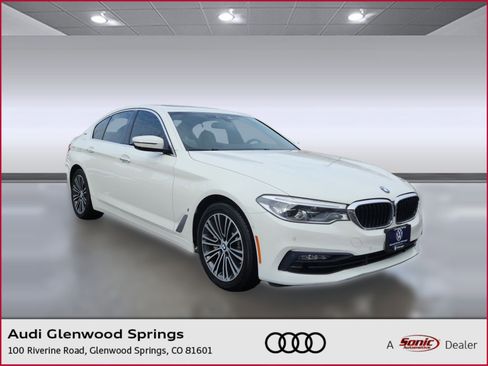 Used 2018 BMW 530e xDrive 530e xDrive iPerformance image 1