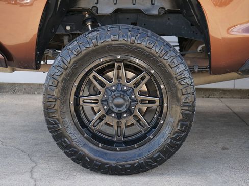 Used 2014 Toyota Tundra 1794 Edition image 3