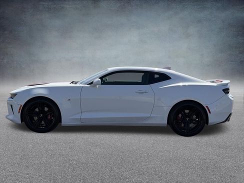 Used 2017 Chevrolet Camaro SS RWD image 7