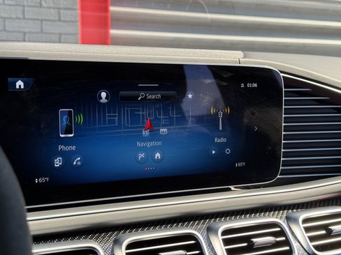 Used 2024 Mercedes-Benz GLE 63 AMG S w/ Driver Assistance Package image 22