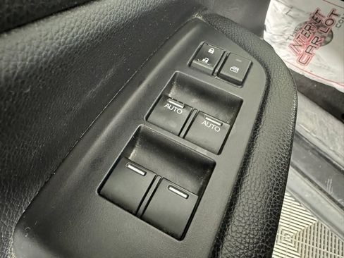 Used 2018 Honda Pilot Touring image 42