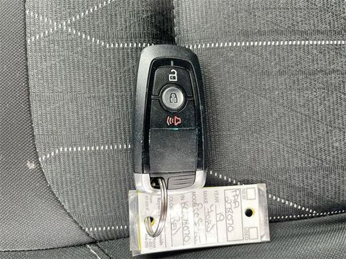 Used 2019 Ford EcoSport SE w/ SE Convenience Package image 35