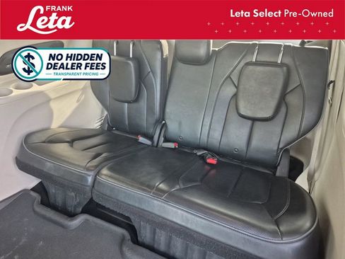 Used 2020 Chrysler Pacifica Limited FWD image 21