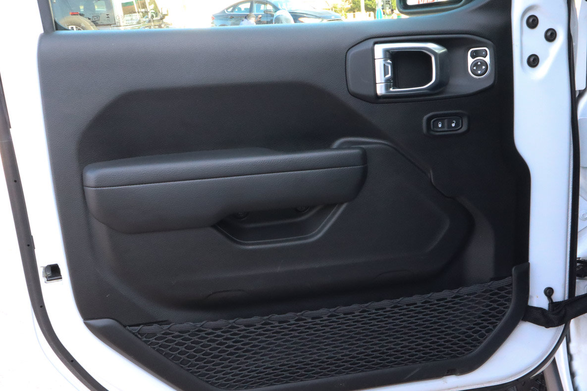 Used 2026 Jeep Gladiator Mojave AWD/4WD image 18