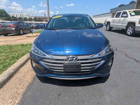 Used 2020 Hyundai Elantra SEL FWD image 2