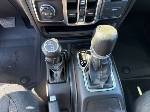 New 2026 Jeep Gladiator Sport image 14