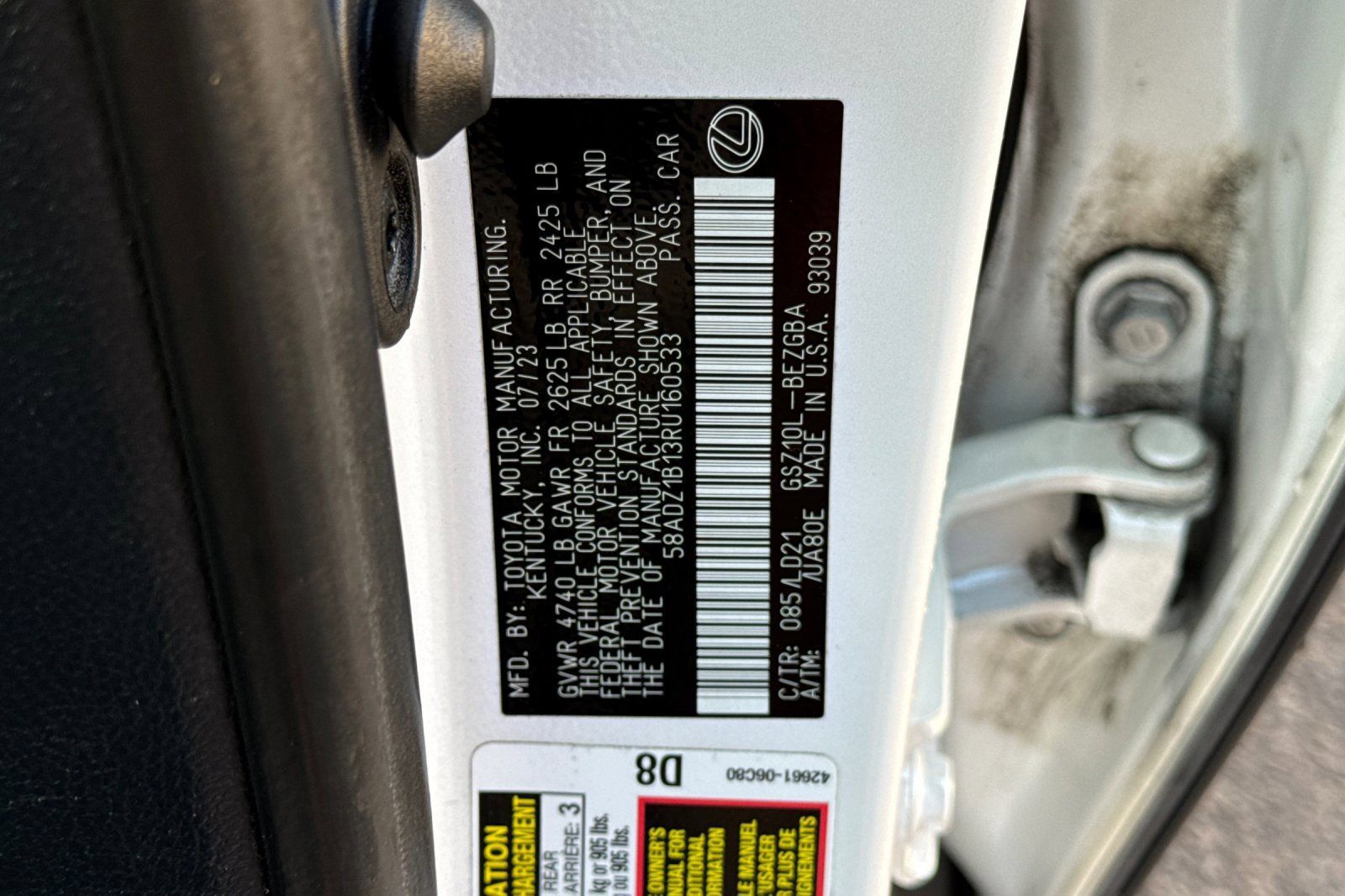 Used 2024 Lexus ES 350 w/ Premium Package FWD image 28