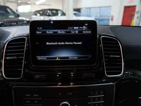 Used 2018 Mercedes-Benz GLS 550 4MATIC w/ Driver Assistance Package image 31