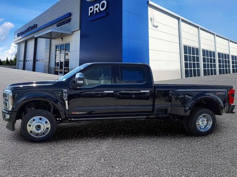 New 2026 Ford F450 Platinum w/ Platinum Plus Package AWD/4WD image 17