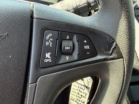 Used 2015 Chevrolet Equinox LS FWD image 21