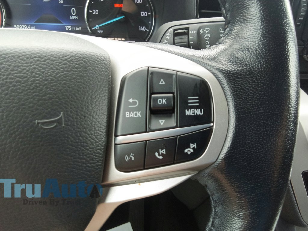 Used 2022 Ford Explorer XLT RWD image 28