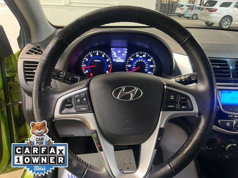 Used 2012 Hyundai Accent SE image 23