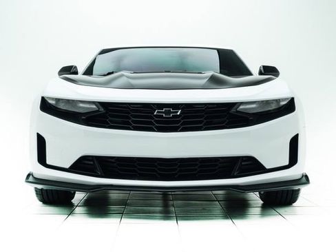 Used 2020 Chevrolet Camaro LT w/ Technology Package RWD image 7
