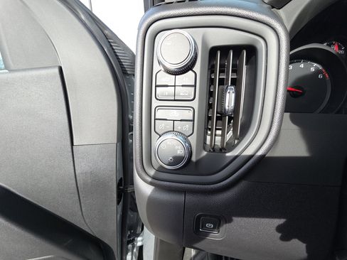 Certified 2025 GMC Sierra 1500 Pro w/ Pro Value Package image 20