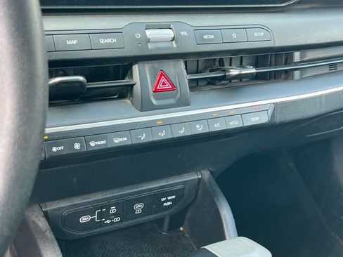 Used 2025 Kia K4 LXS FWD image 20