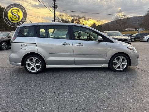 Used 2009 MAZDA MAZDA5 Touring image 7