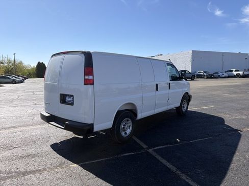 New 2026 Chevrolet Express 3500 w/ Driver Convenience Package RWD image 5