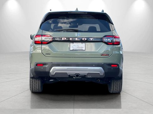 New 2026 Honda Pilot TrailSport image 5