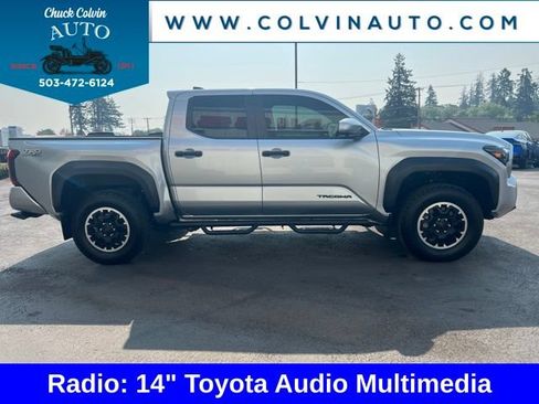 Used 2024 Toyota Tacoma TRD Off-Road w/ TRD Off Road Premium Package AWD/4WD image 5