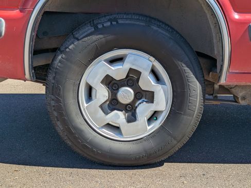 Used 1998 Chevrolet Blazer LS w/ Preferred Equipment Group AWD/4WD image 38