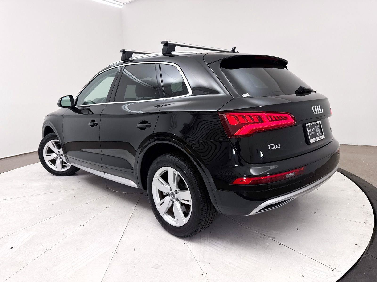 Used 2018 Audi Q5 2.0T Premium Plus w/ Premium Plus Package AWD/4WD image 2