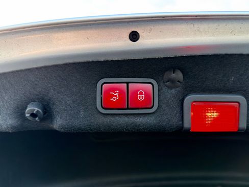 Certified 2017 Mercedes-Benz C 300 Sedan image 18