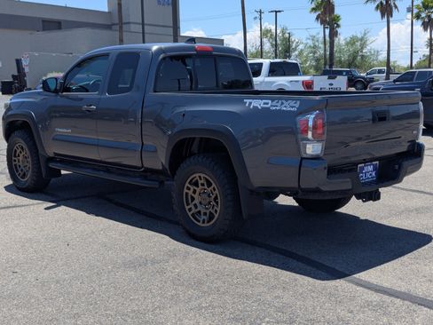 Used 2020 Toyota Tacoma TRD Off-Road w/ TRD Premium Off Road Package AWD/4WD image 4