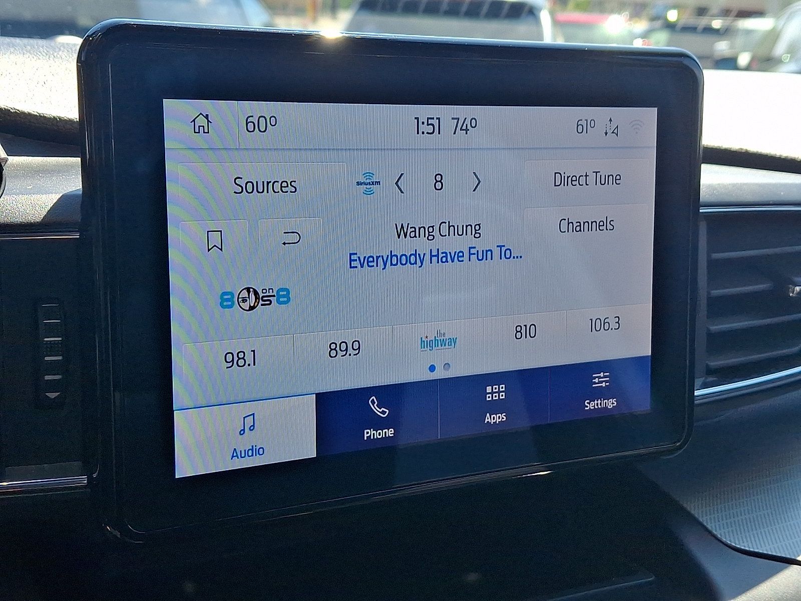 Used 2020 Ford Explorer XLT w/ Equipment Group 202A AWD/4WD image 19