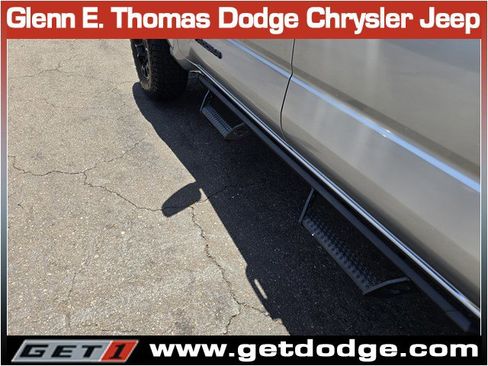 Used 2025 Toyota Tacoma SR5 AWD/4WD image 16
