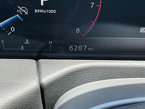 Certified 2025 Nissan Armada SV RWD image 17