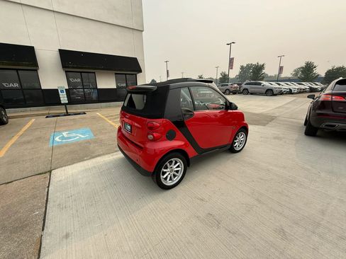Used 2009 smart fortwo passion RWD image 14