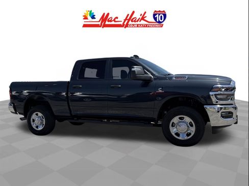 Used 2025 RAM 2500 Tradesman AWD/4WD image 4
