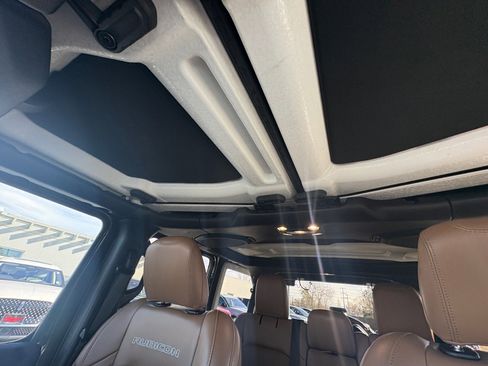 Used 2021 Jeep Wrangler Unlimited Rubicon image 21