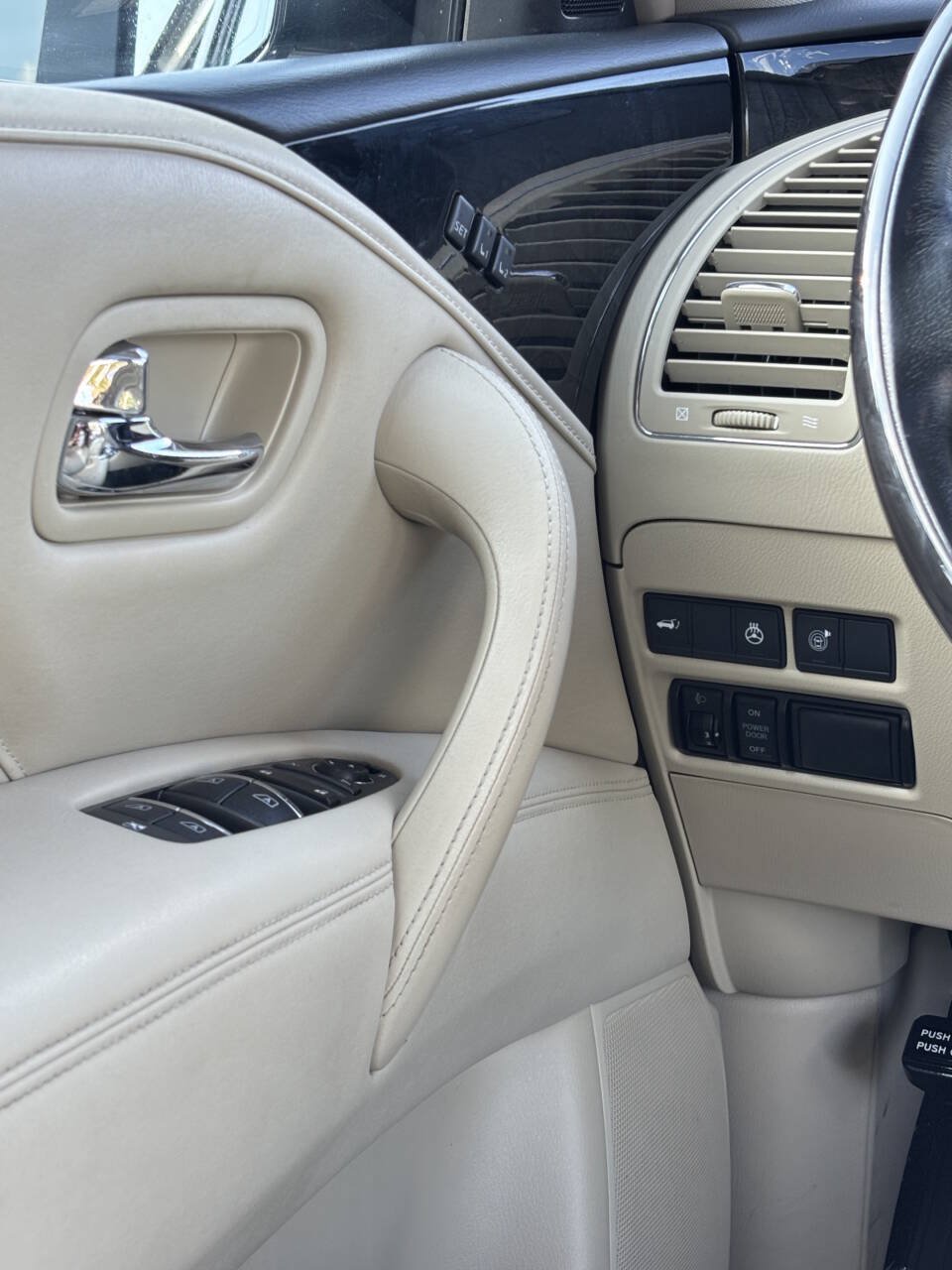 Used 2019 INFINITI QX80 Luxe w/ 22" Wheel Package AWD/4WD image 37