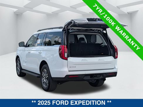 Certified 2025 Ford Expedition Active RWD image 14